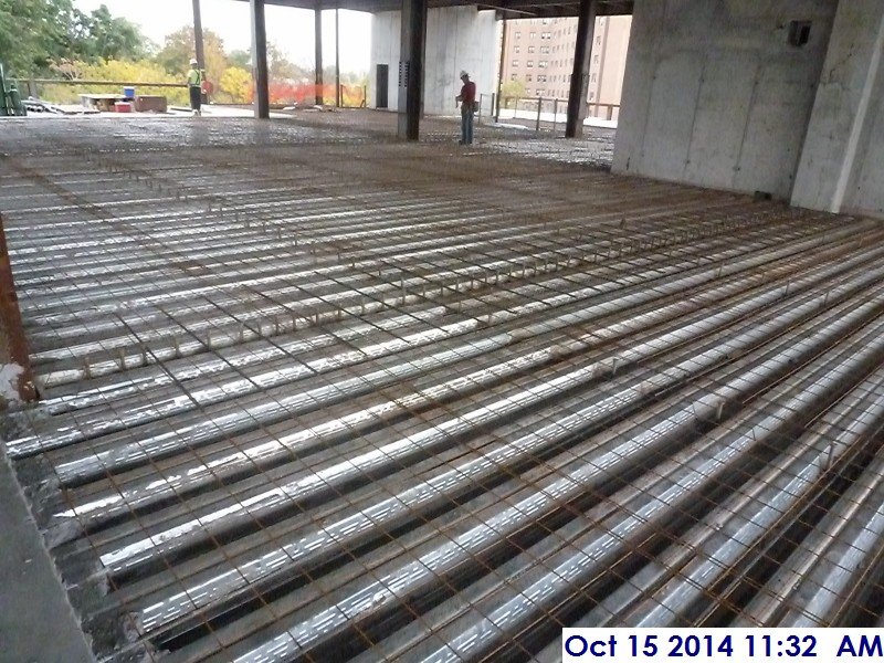 Continued installing rebar at the slab on deck 3rd Floor Facing North-East  (800x600)